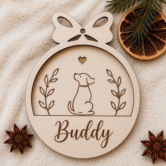 Set van 2 Gepersonaliseerde Houten Kersthangers met Naam voor Hondenliefhebbers – Kerstballen met Hondensilhouet, Hartjes & Bladeren – 5 mm Natuurlijk Hout – Lasergravure – 2 Verschillende Namen – Unieke Kerstdecoratie – Persoonlijk Kerstcadeau