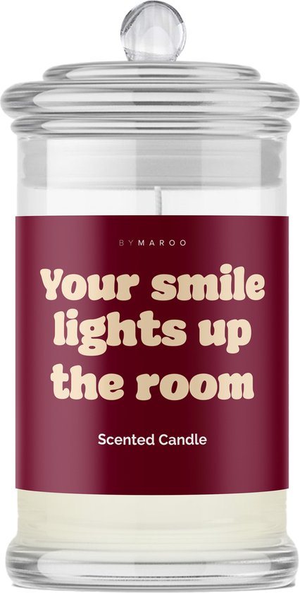 Cadeau voor Vrouw - By Maroo Geurkaars in Glas met Tekst Lief Compliment - Your Smile Lights Up The Room - leuke cadeautjes mannen en vrouwen, moeder, vader, opa, oma, mama, papa, zus, vriendin - Geschenkset - Cadeautje voor Haar Hem