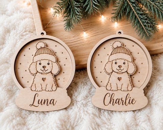 Set van 2 Gepersonaliseerde Houten Kersthangers met Naam – Kerstornament Hond met Wintermuts & Hartje – Unieke Houten Kerstdecoratie voor Hondenliefhebbers Natuurlijk Hout 5 mm – Persoonlijk Kerstcadeau – Boho & Scandinavisch Design