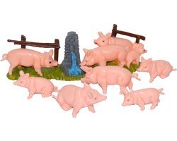 Varkens beeldjes - 8x st - 4 x 3 cm - miniatuur dierenbeeldjes - kerstdorp - biggetjes - kerstbeeldjes