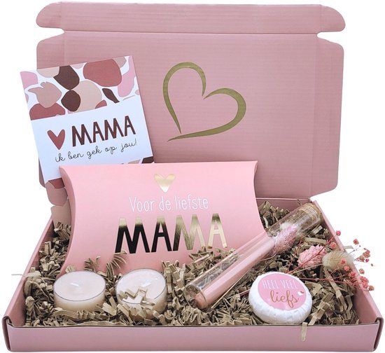 Moederdag Cadeaupakket - Kadootje voor moeder - Voor de liefste mama - Waxinelichtjes - Kaars - Zeep - Droogbloemen - Wenskaart - Lief cadeau