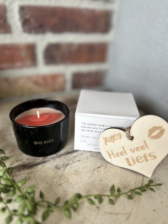 Creaties van Hier - Sojakaars Big kiss met houten hartje - 7,5x5 cm
